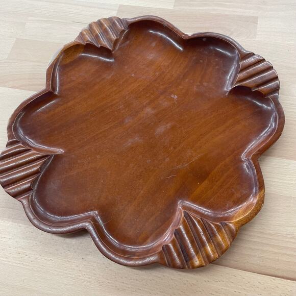 Vintage 70s Monkey Pod Wood Heart Tray Set – 5-Piece Carved Serving Dishes - Picture 6 of 7